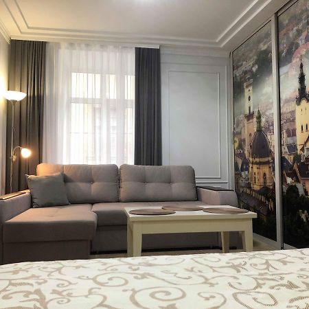 Lux Apartment Ruska Λβιβ Εξωτερικό φωτογραφία
