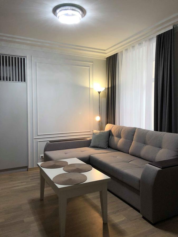 Lux Apartment Ruska Λβιβ Εξωτερικό φωτογραφία